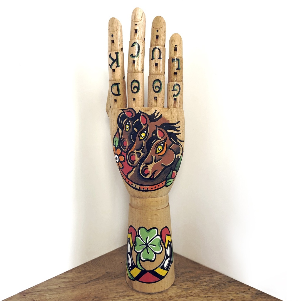 Mano de madera Caballos pintada a mano