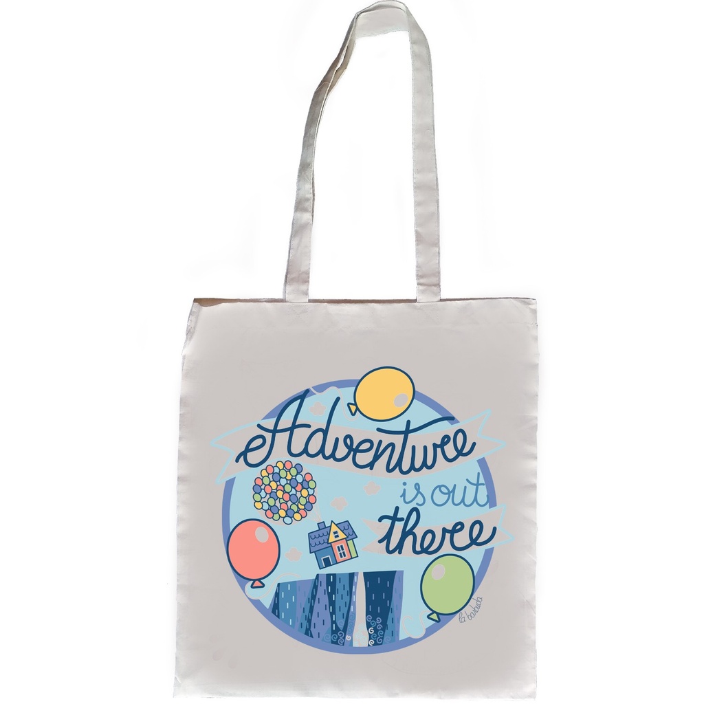 Adventure is out there bolso