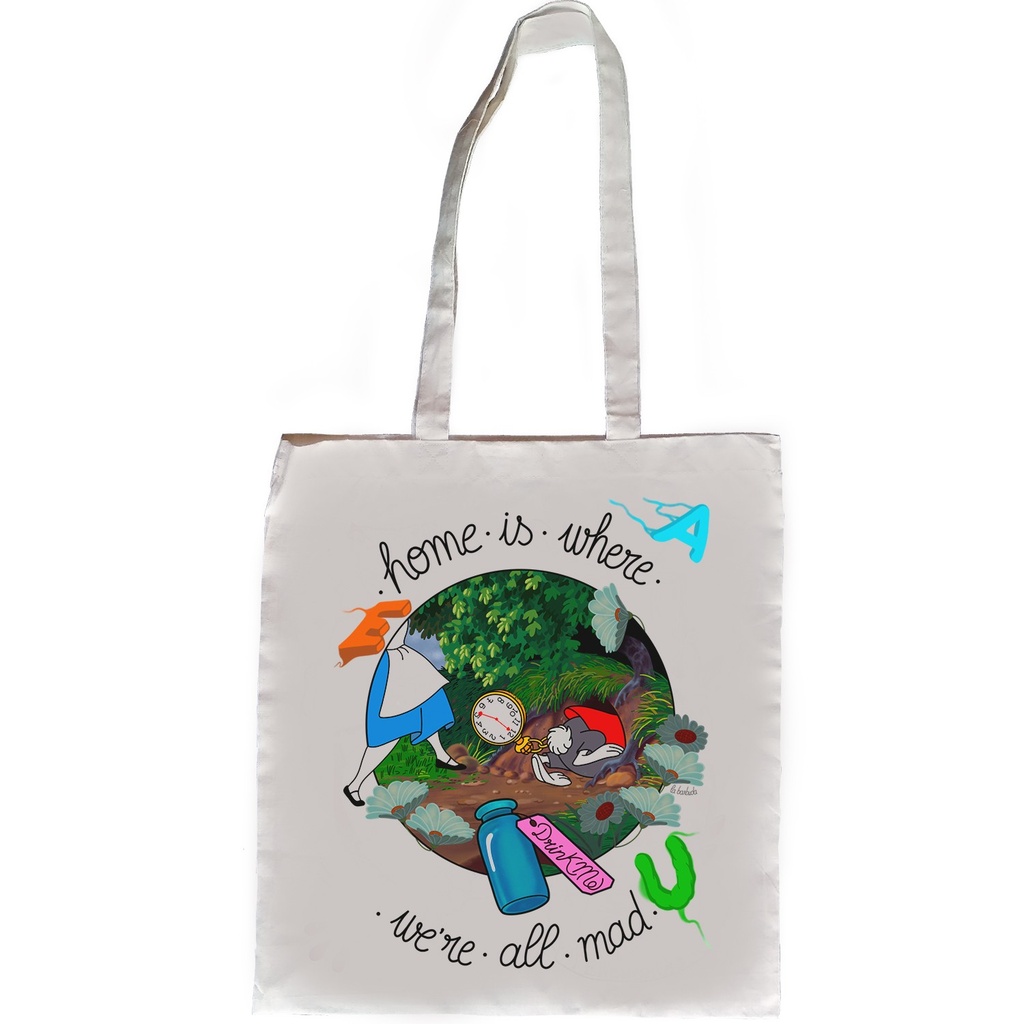 Home is where we're all mad bolso