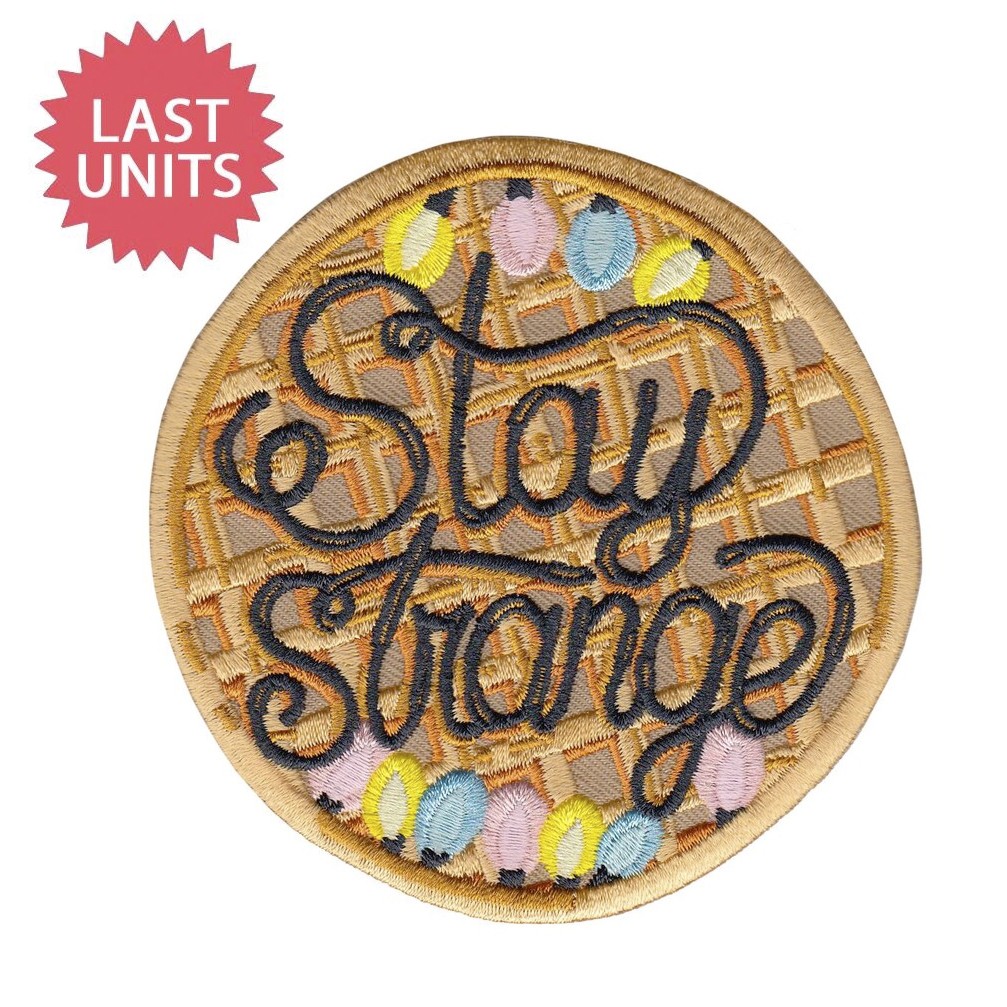 Parche Stay Strange