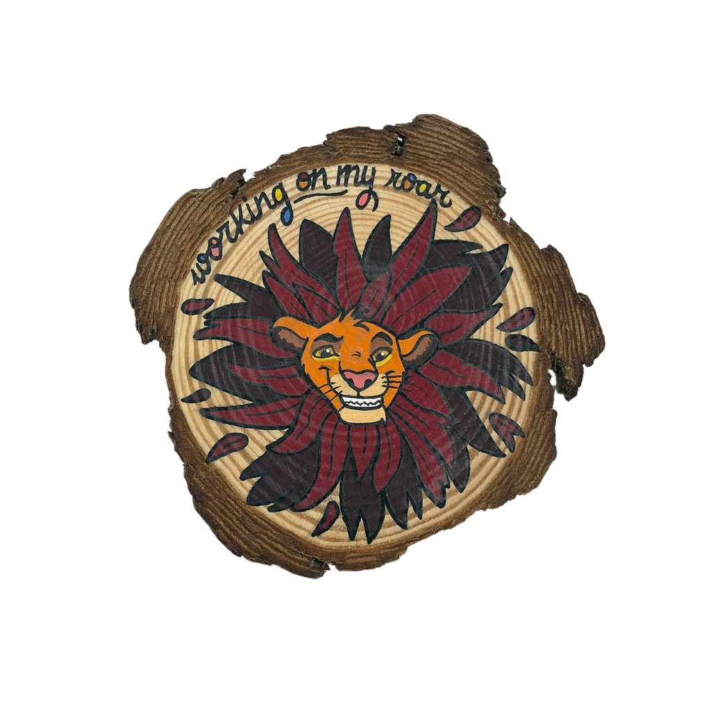 Rodaja de madera rugido León pintada a mano