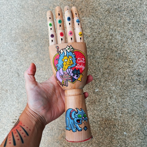 Mano Cat Lady corazon