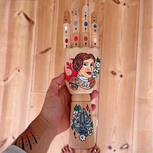 Mano Leia Rebel